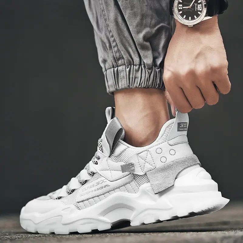Versatile men's dad shoes