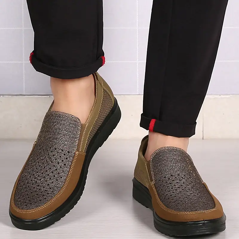 Breathable casual men's mesh shoes