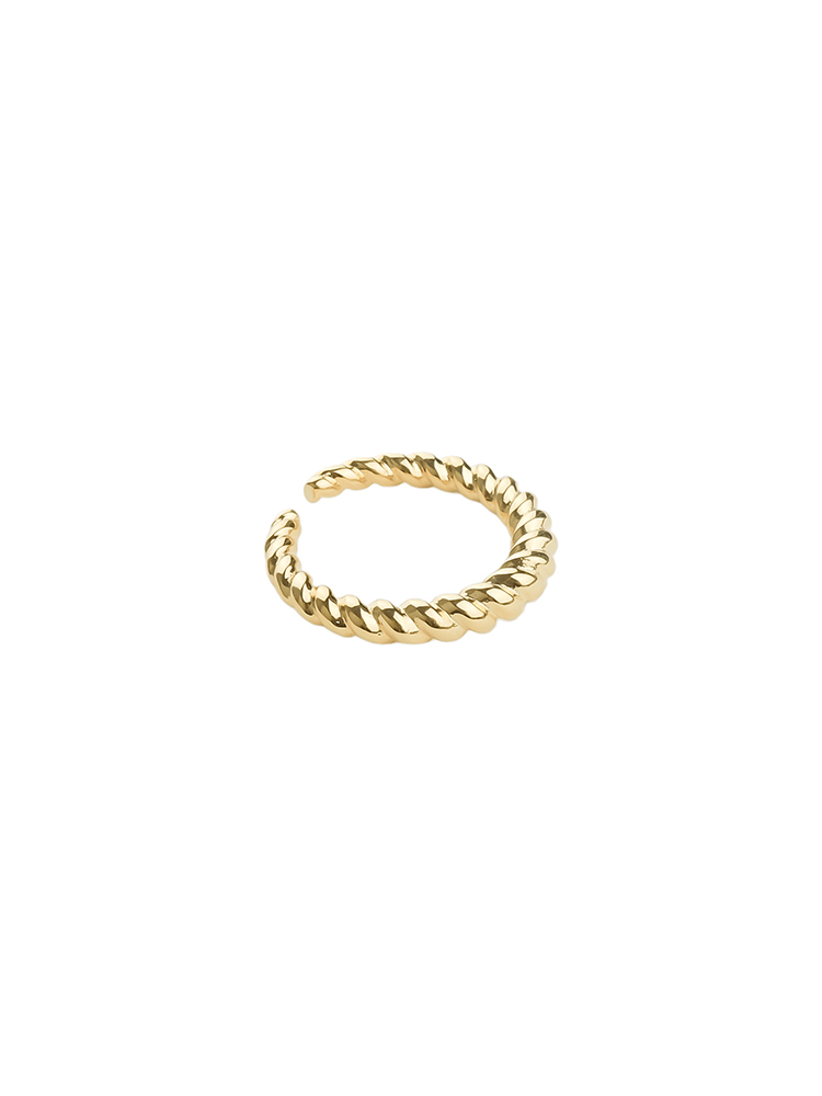 Style Very stylish vintage gold ring