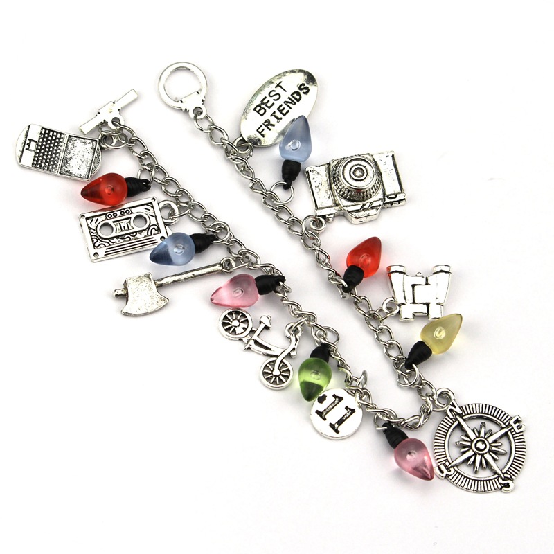 Light bulb bracelet