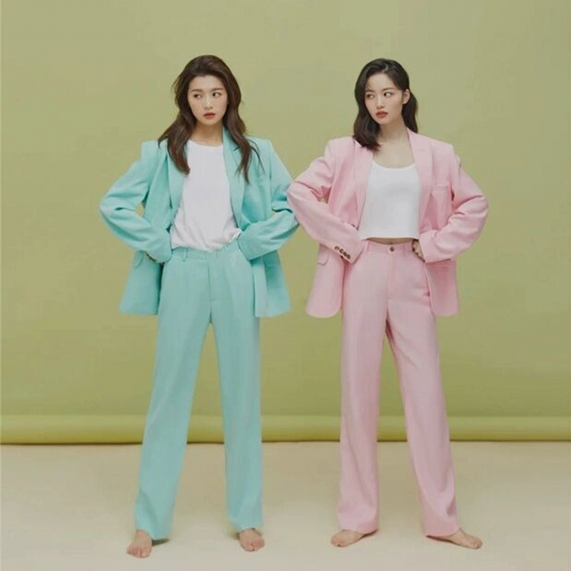 Suit solid color suit