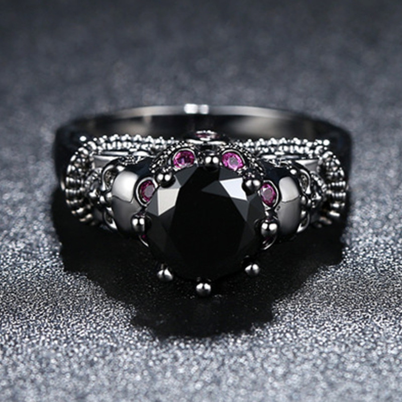 Skull and Diamond Color Ring