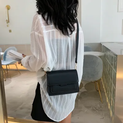 Vintage one shoulder messenger bag