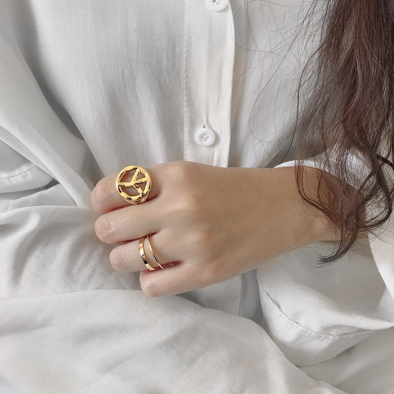 S925 silver peace sign hollow female ring