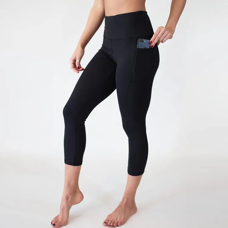 Solid color yoga pants for women with pockets - Black