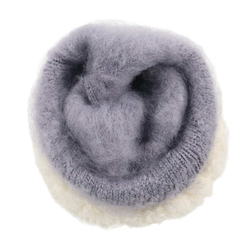 Зимние вязаные перчатки