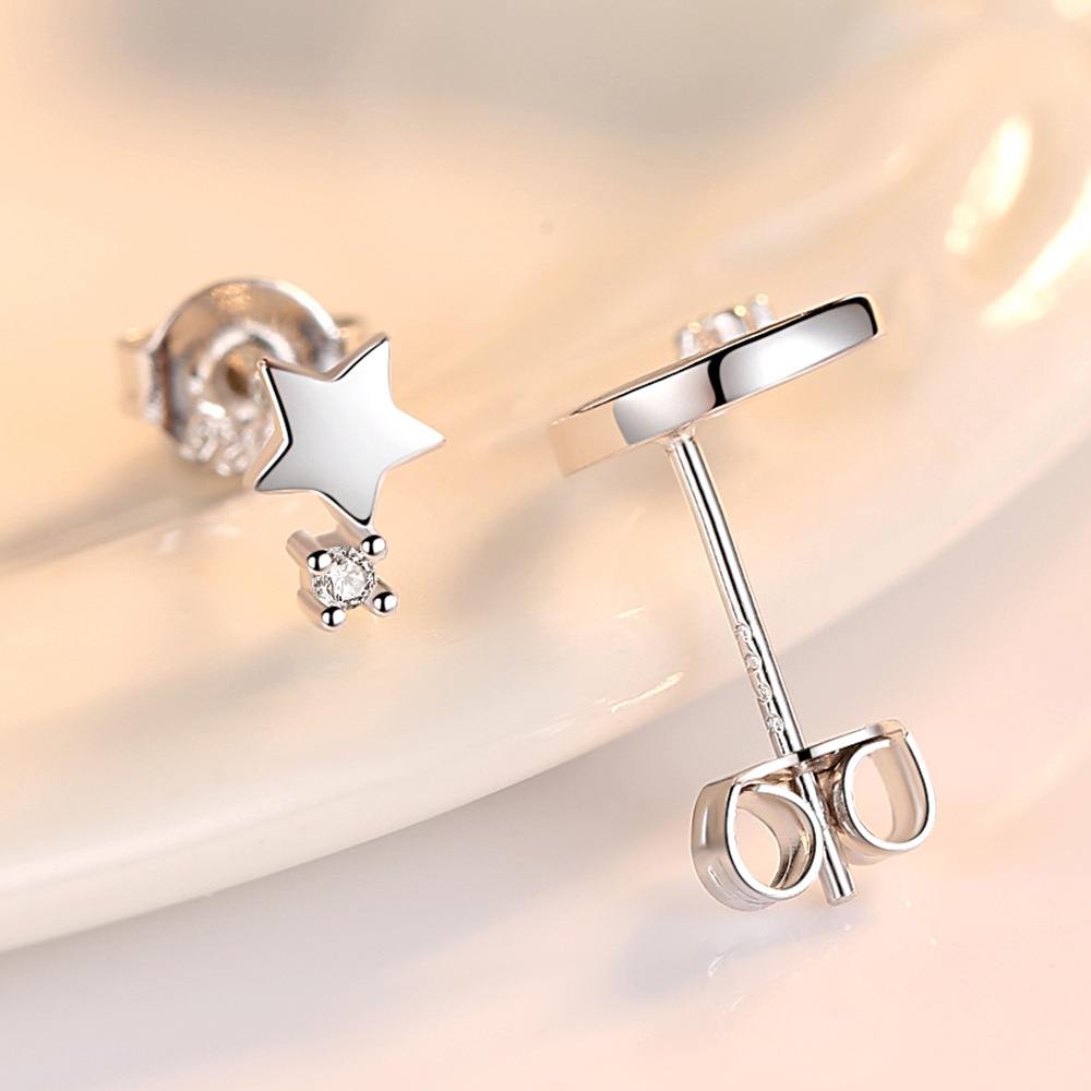 Temperament star and moon earrings