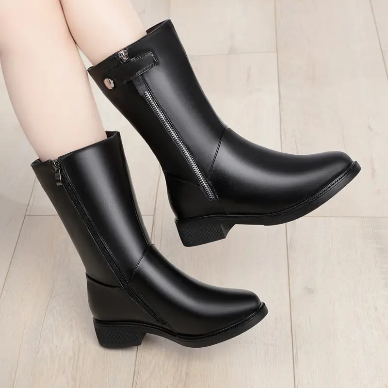 Medium tube leather cotton boots