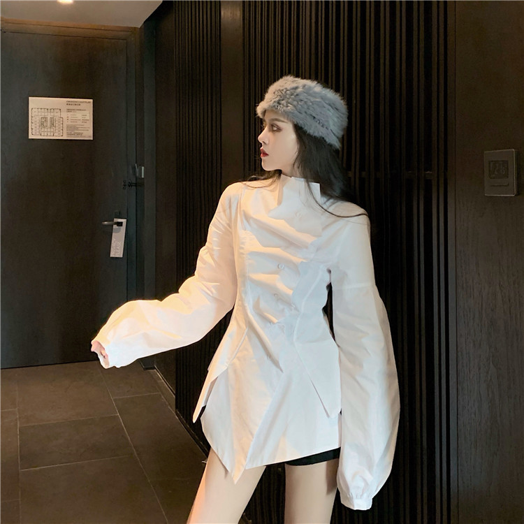 Pleated long sleeve shirt