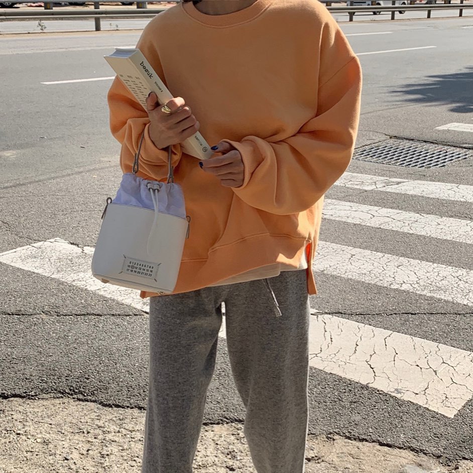 Plus velvet keep warm loose solid color sweater