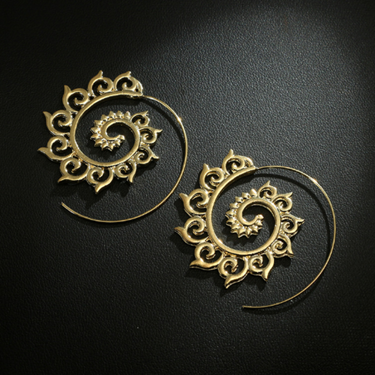Personalized circle spiral Earrings