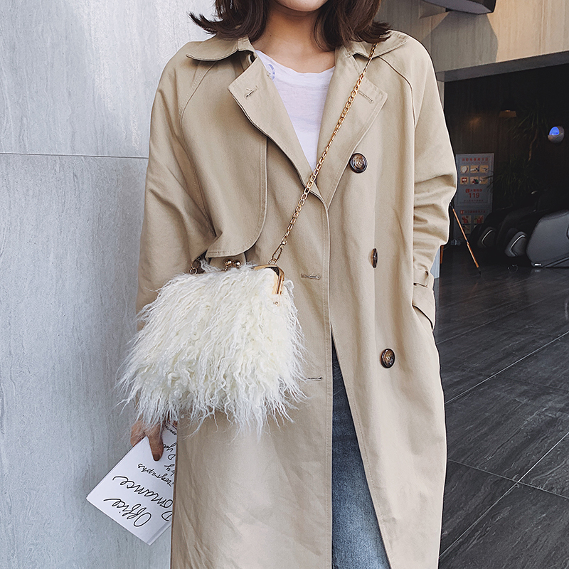 Women's plush messenger bag