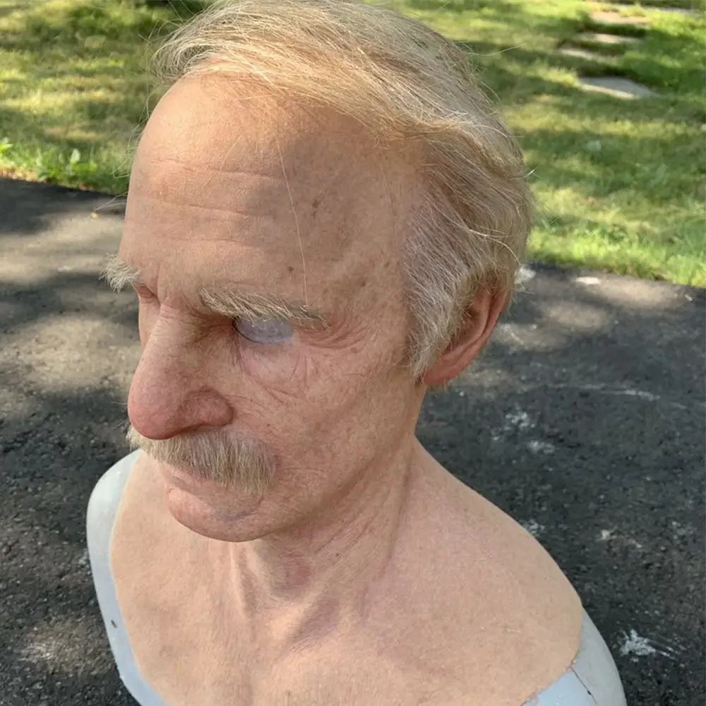 3D realistic headgear for the elderly