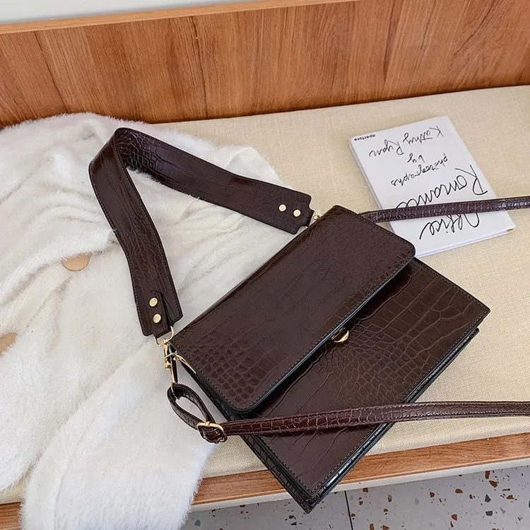 Western chic broadband messenger bag women - Brown
