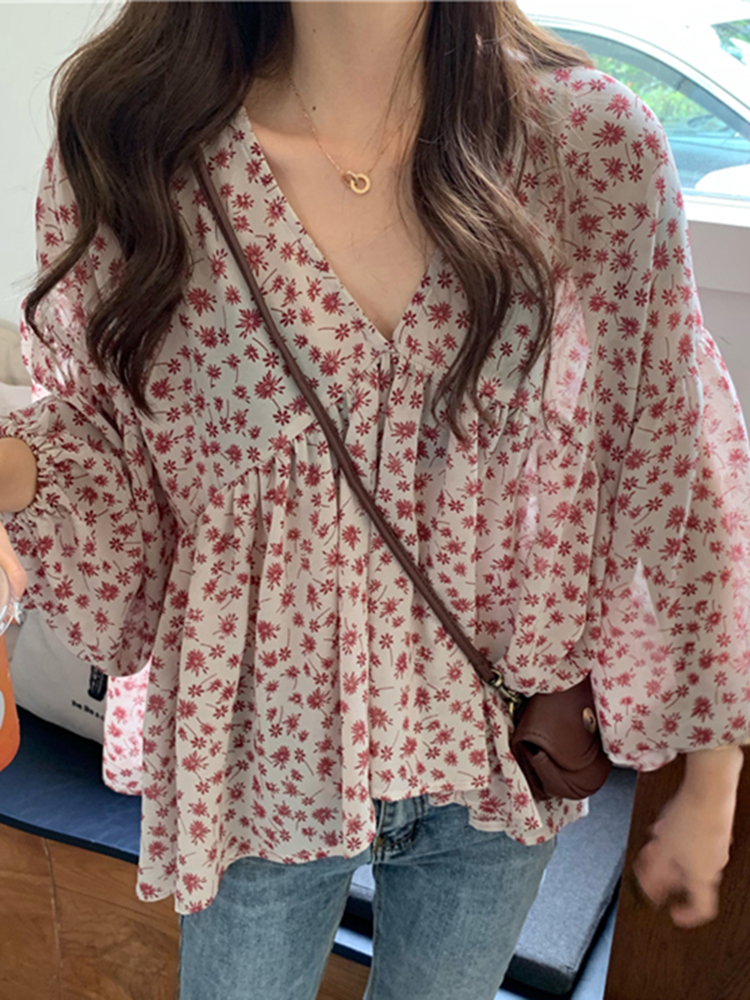 Loose slim V-neck floral shirt