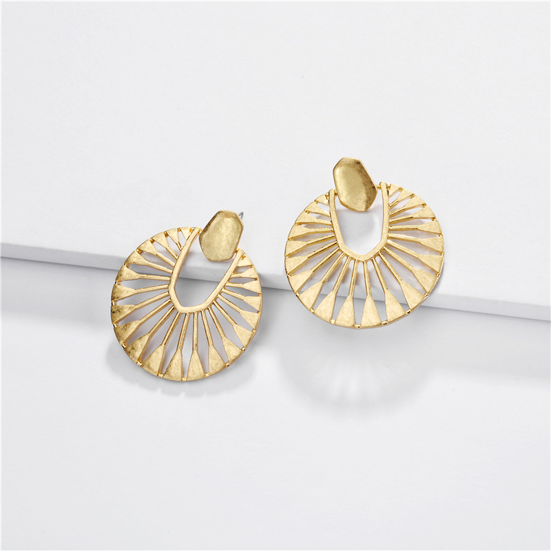 Hollow fan-shaped women's earrings