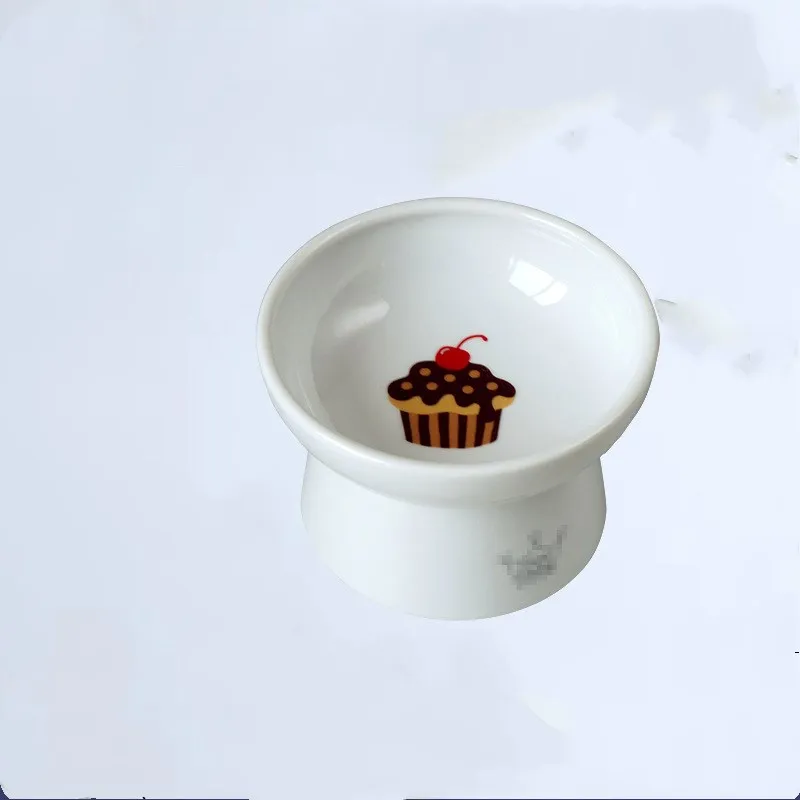 Defective ceramic dog bowl, cat bowl, neck guard, spill-proof cat food bowl