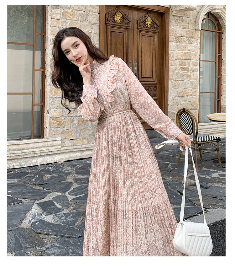 تنورة شيفون مطوية مع تنورة داخلية