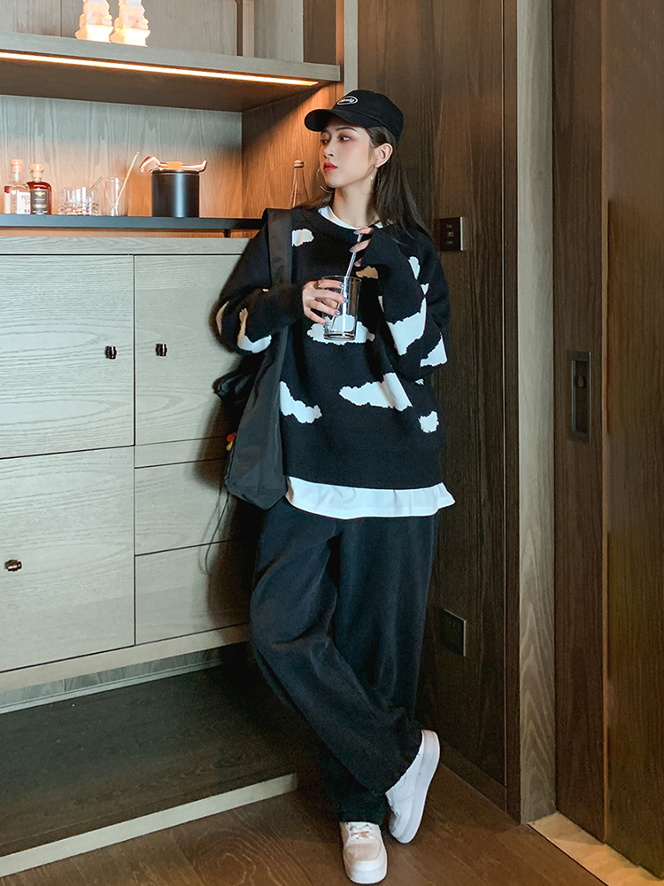 Women's loose pullover cloud sweater