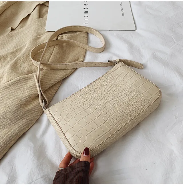 All match retro shoulder bag Apricot - Shop at LoveMi