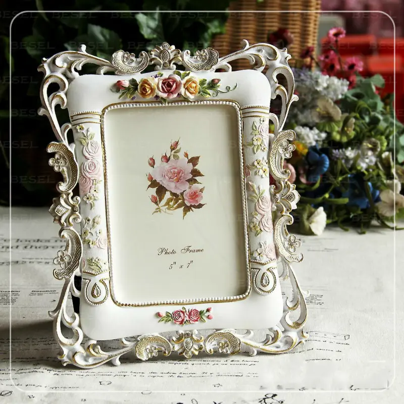 Pastoral Style Diamond Frame