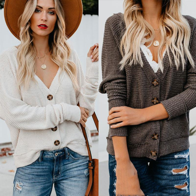 Solid color V-neck bat-sleeve coat