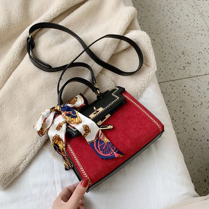 All-match single shoulder messenger small square bag - Black