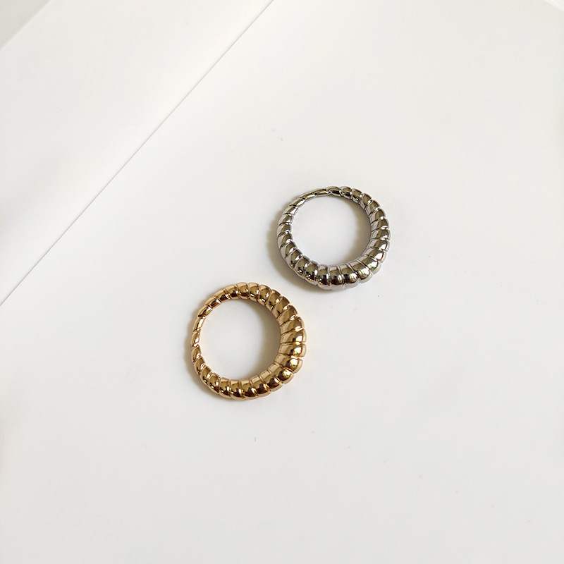 Woven Twill Twist Ring