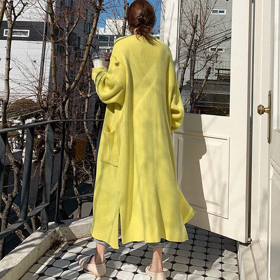 Knit cardigan with dropped shoulders