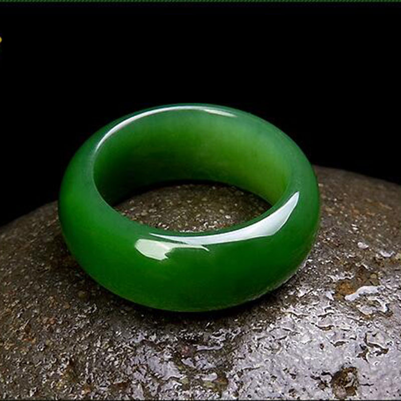 Fashion jade ring