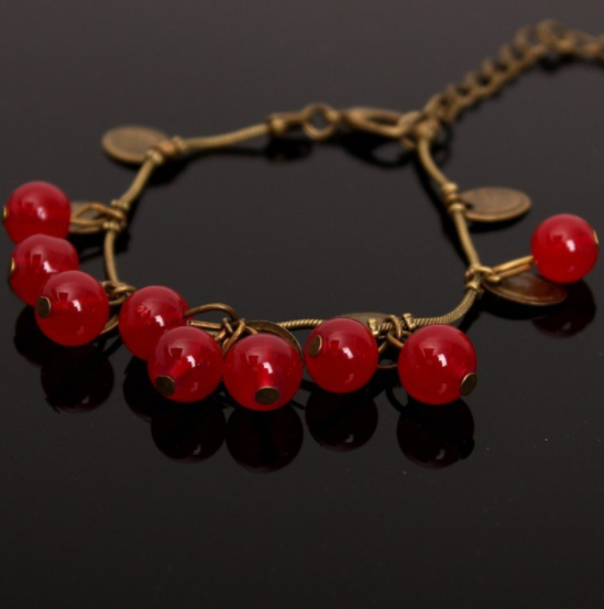 Retro sweet cherry Glass Bead Bracelet