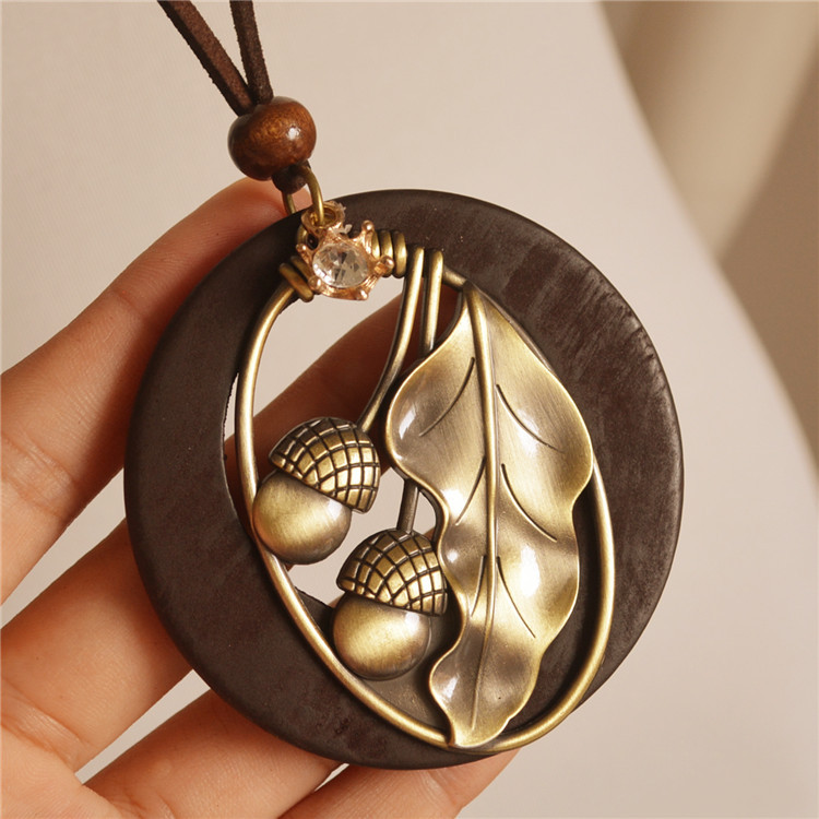 Alloy Acorn Big Leaf Long Necklace