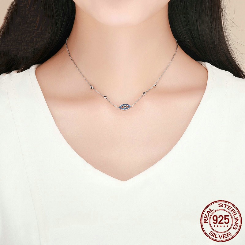 Ladies blue eyes silver necklace