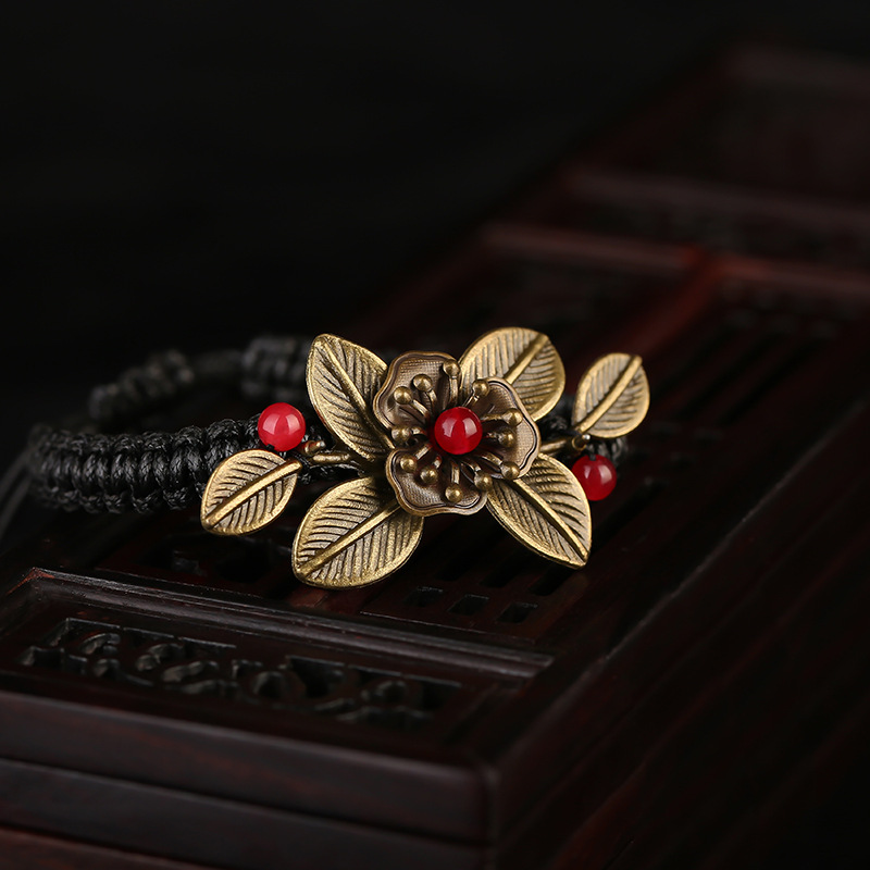 Flower and leaf braided rope bracelet