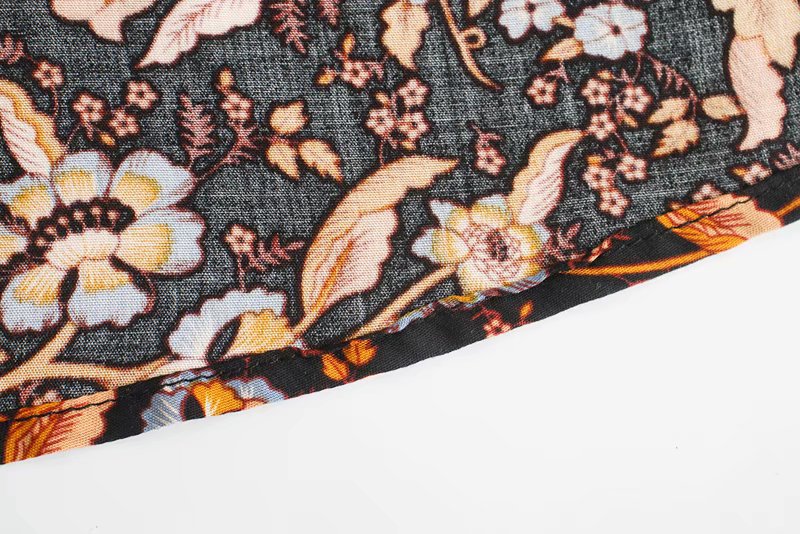 Rayon positioning print shirt