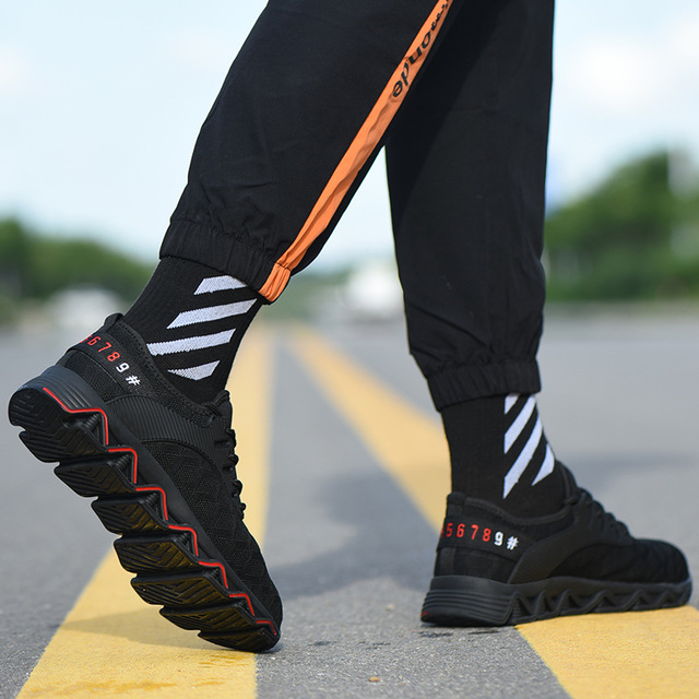 Construction safety shoes 1