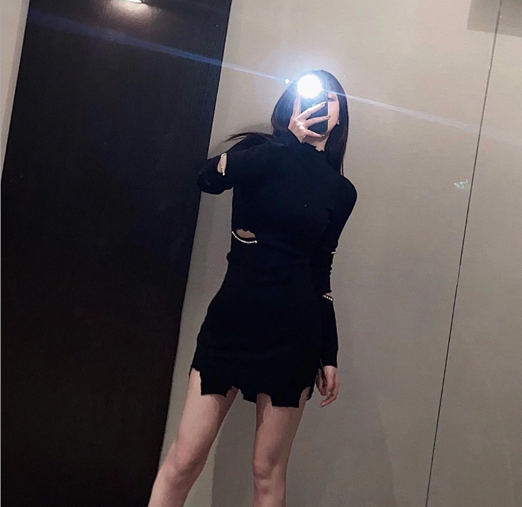Black knitted short dress