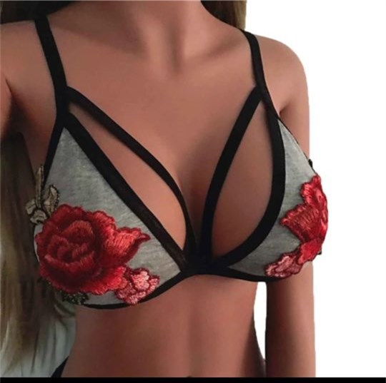 Rose embroidery lace bra set — image 1