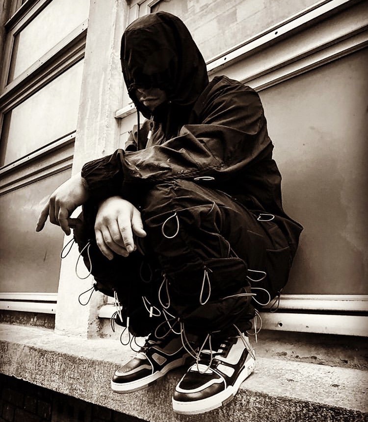 Functional drawstring slacks