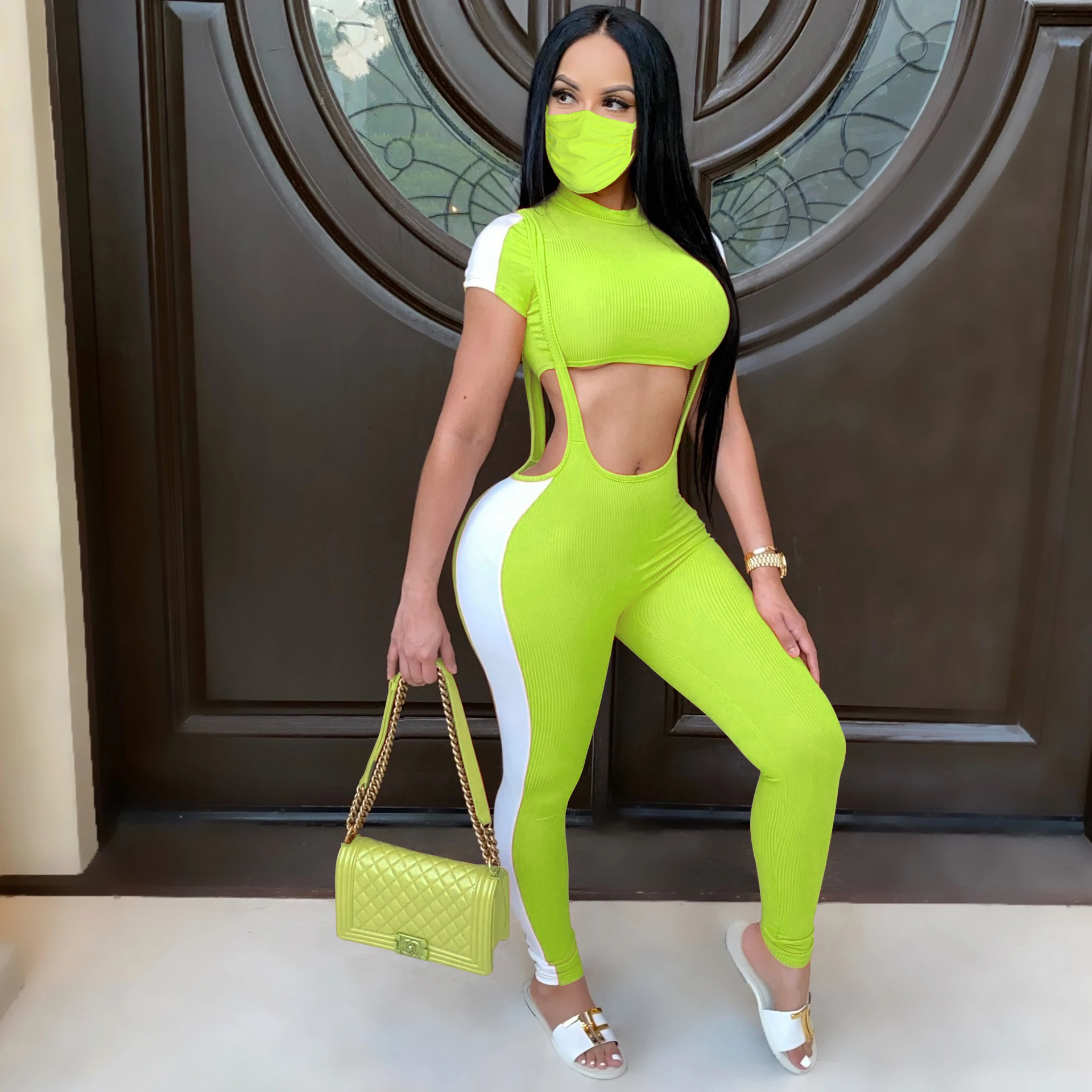 Top fashion suit + mask included