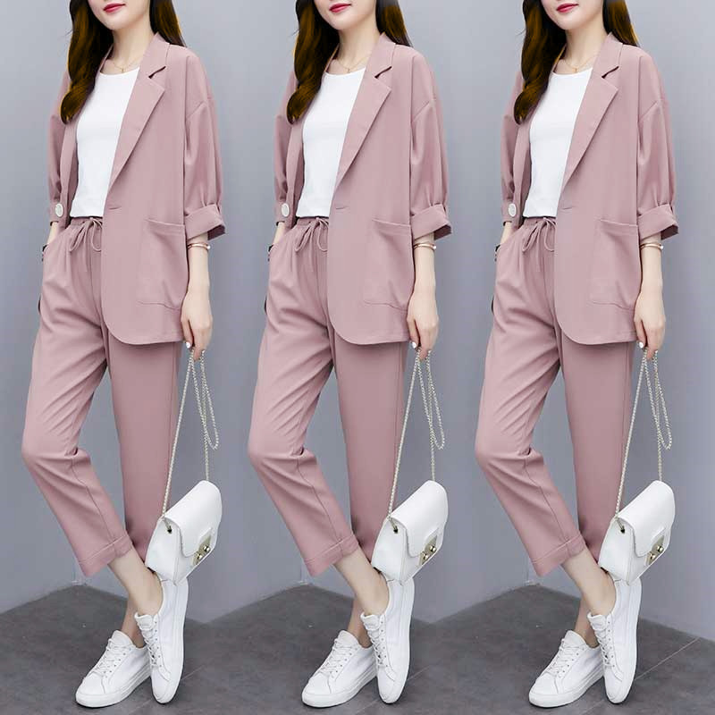 Women's casual suit