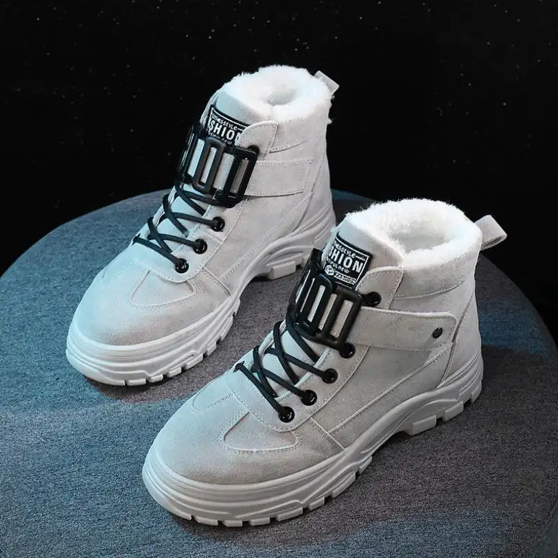 Versatile warm high top Martins