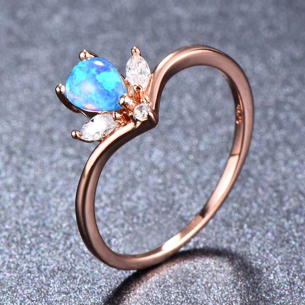 Exquisite and simple ring