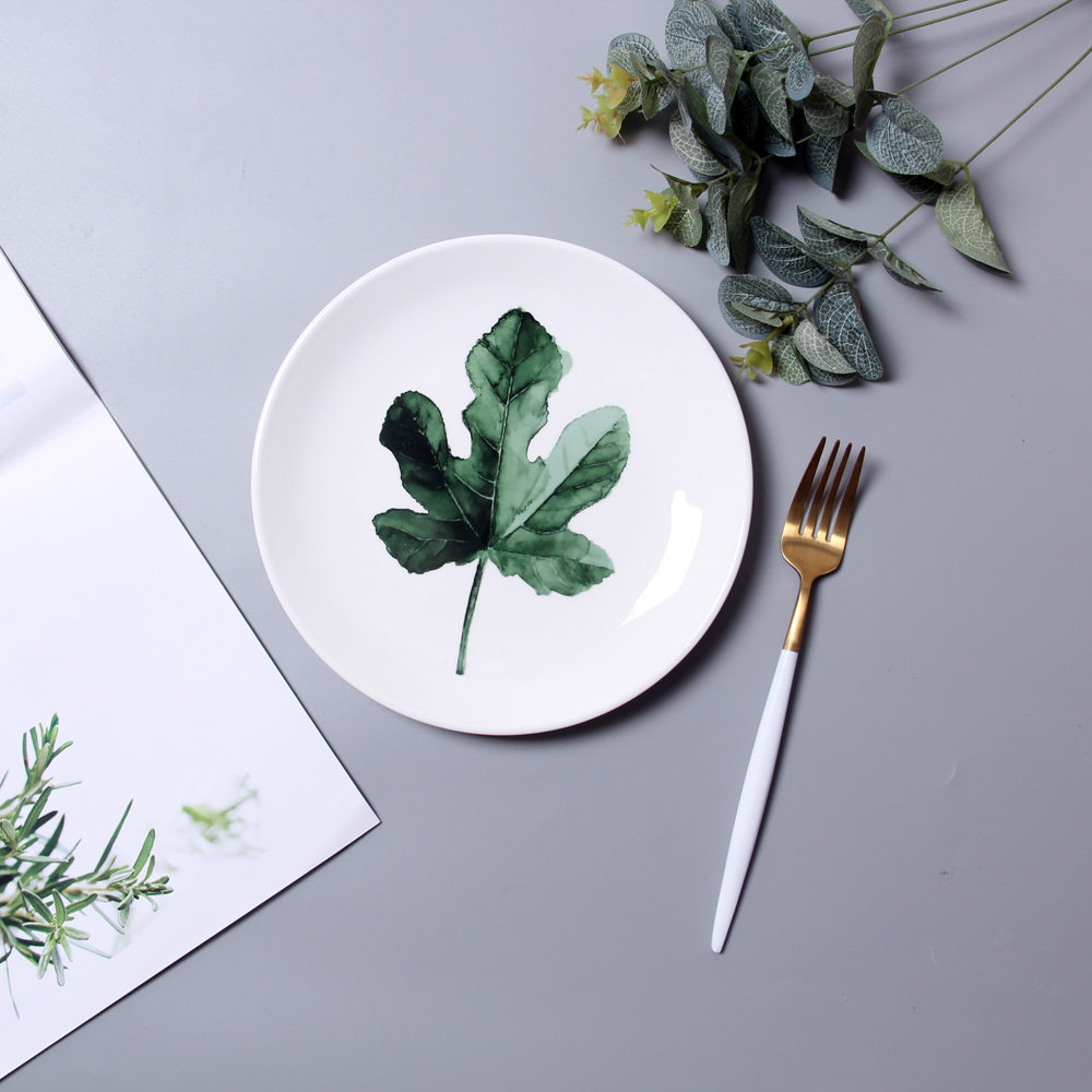 Nordic style green leaf plate Maple Leaf - Shop at LoveMi