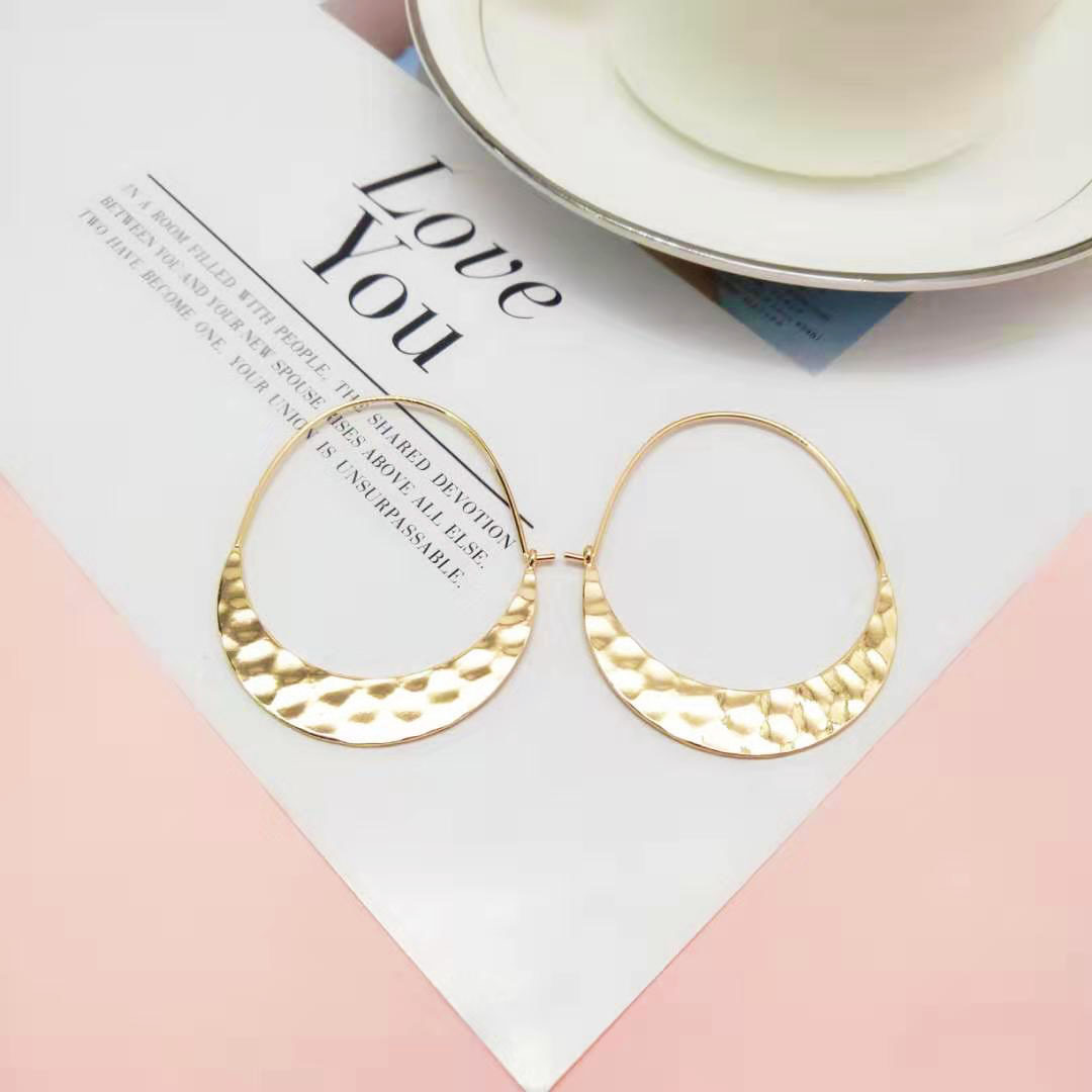 Fashion semicircular bump earrings
