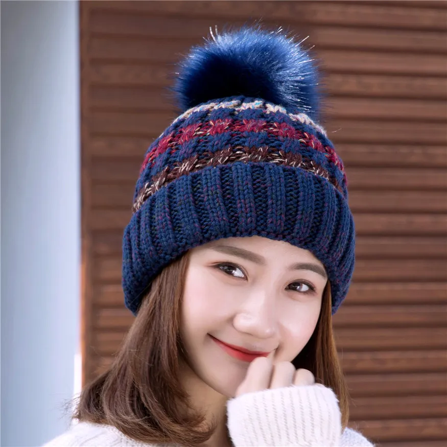 Wool ball warm knitted hat - Navy