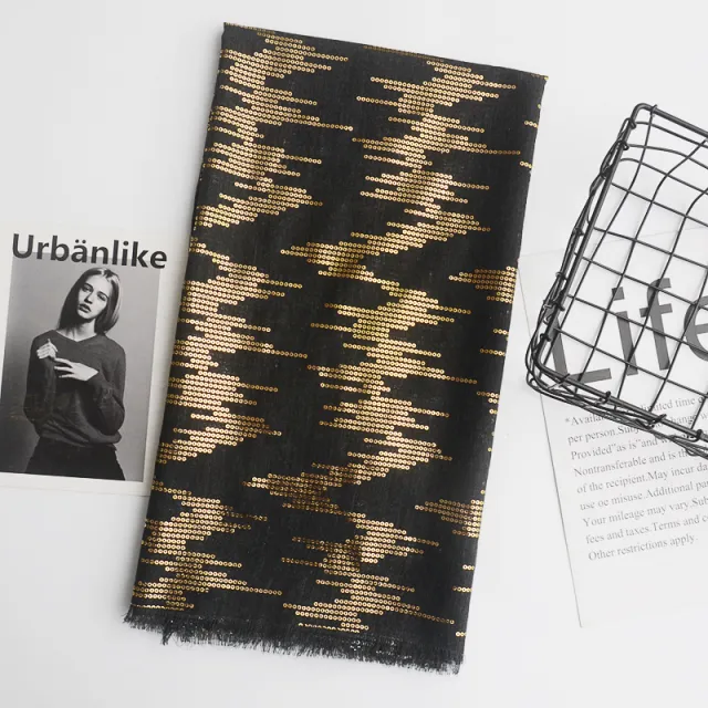 Tassel bronzing cotton and linen scarf Black - Shop at LoveMi
