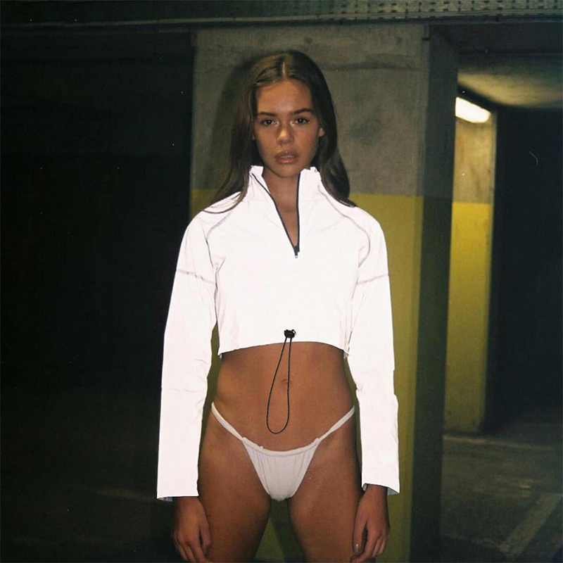 Reflective loose drawstring night running jacket