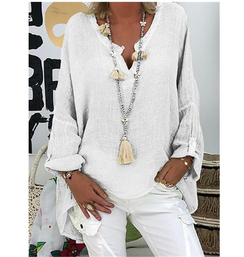 Solid color long sleeve V-neck shirt