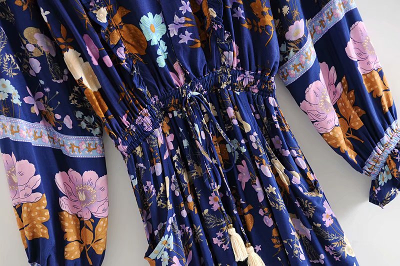 Fashion rayon positioning long sleeve tassel lace up dress